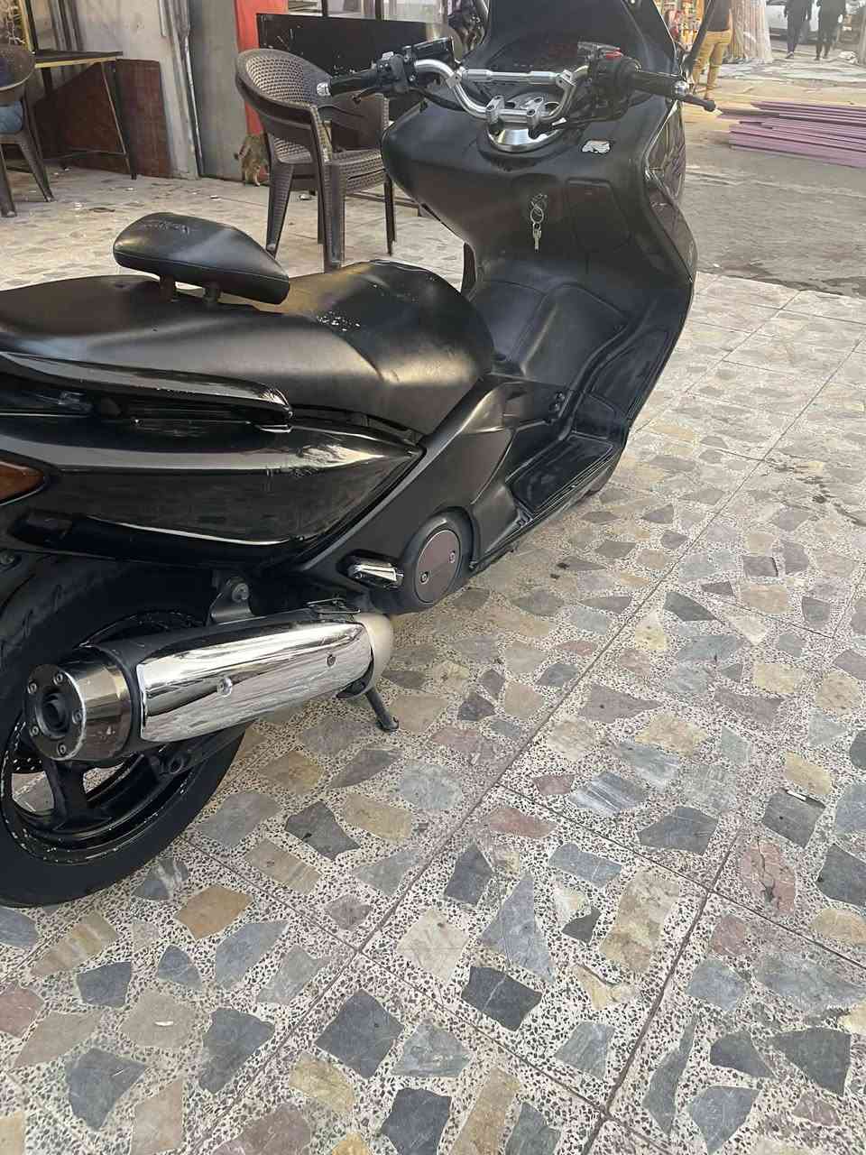 سلام عليكم دراجه تي ماكس 2007 نضيفه ومكفوله بيه صوت مال فايبرات كلج جيب فيتر وافحص سعر 16 ونص وبيه مجال تواصل على هذا الرقم *********** مكانك بغداد الأعظمية
