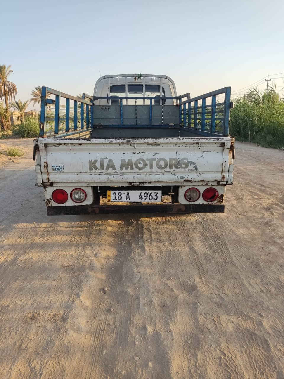 السلام عليكم كيا بومه موديل 2007 كير ومحرك وشواصي مكفولات كفاله عامه تحويل مباشر رقم انكليزي رقم بابل السعر 77 وبيها مجال المكان بابل سده الهنديه رقم ***********
