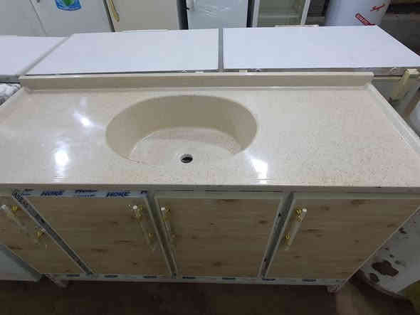 كاونتر تسكام درجة اولى اولى مترين ونصف سنك مرمر
موقعنا الزبيدية شارع 20 مجمع الكرار 
للاثاث المنزلية المستخدمة
للاستفسار الاتصال 
***********
***********
