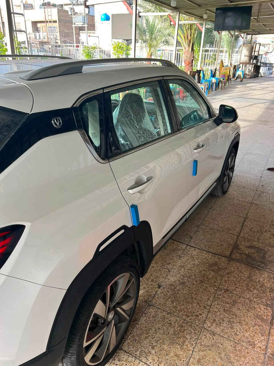 cs35 plus للبيع شانجان
رقم بغداد حرة تحويل مباشر الرقم الجديد
ضمان شركة البخيت موديل ٢٠٢٣
السياره ماشية تقريبا ٤٣ الف كيلو متر
المواصفات
محرك ١٤٠٠ تيربو
وضعية قيادة رياضية
مثبت سرعة ( كروز كونترول)
ABS مكابح
بصمة وتشغيل عن بعد
نظام للمساعدة اثناء النزول على منحدر HDS
قفل السيارة يفتح اوتوماتيكيا عند الاصطدام
حساسات خلفية عدد 3
نظام لتتبع ضعط الهواء في الاطارات تشغيل عن بعد
قفل مركزي + مفتاح ذكي + تحكم بالمقود فتحات خلفية للتبريد
LCD 7 inch شاشة العدادات
مرايا جانبيه قلابه وتعدل كهربائيآ ومدفئة
بانوراما
كاميرا خلفية 360 درجة
تحذير وتوقف تلقائي عند وجود سيارة مع توقف ذاتي قبل الاسطدام
اضواء اماميه واضواء خلفيه LED
كشنات جلد طبيعي
السعر ١٢٥ ورقه وبي مجال
مكان السيارة / بغداد***********
