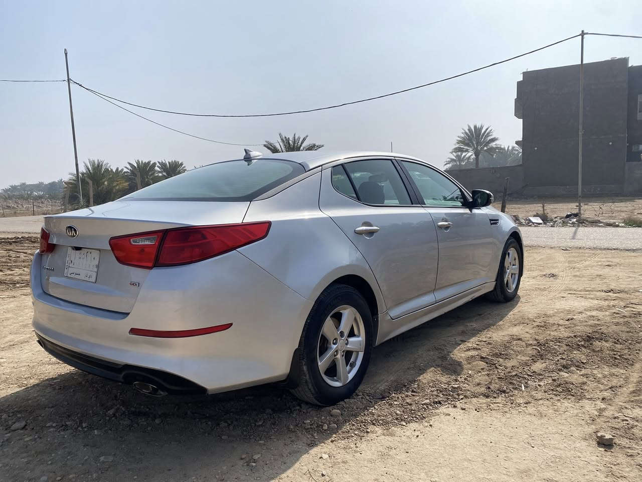 اوبتيما ٢٠١٥ للبيع فقط وارد امريكي ظربه طرف الجاملغ الأيسر والبنيد بدون تبديل فقط رش جاهزه من كلشي كير ومكينه شرط لادوانز ولاتنقيص ولا تبخير JDi 2400 تبريد ثلج حداديه دواخل نضيفه شاشه تحكمات كلها شغاله لايت زنون بيها رش الهلالات الخلفيه ثنينهن اثر شخوط واطرف البيبان جها السايق تحويل ورقمها ذي قار ومكاني ناصريه مركز السعر ١١٠ وبيها مجال بسيط مامتواجد عل نت  مكلف بالنشر هذا رقمي ***********
