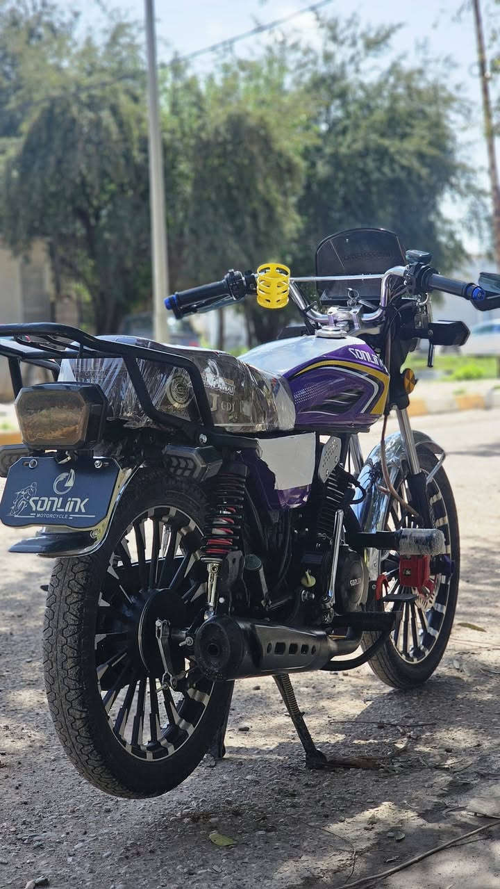 يالله سلام عليكم شباب دراجه سيفان موديل 2025 نضافه فول دراجه خير من الله مكفوله من شخط من الكلبه سعر 850 بيها مجال حك جيه العنوان ديالى دلي عباس استفسار على رقم ***********
