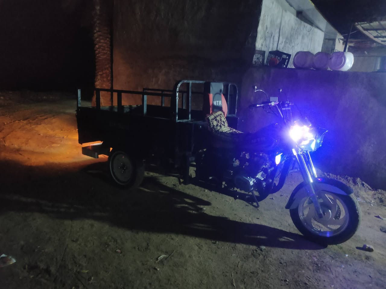 سلام عليكم شباب ستوته ام تي ار مديل 2013 اوراق اصولي وكيلهه ابن جبريل شاصي مكفول كفاله عامه مكينه مفتوحه مره وحده الدراجه ما عايزه برغي كهربائيات كلهه شغاله نكره سلف السعر اتصل على الرقم ***********
