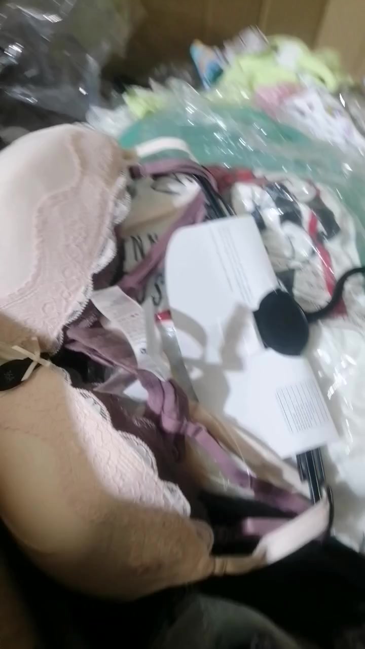 هلوو حبايب وفرنالكم ملابس ماكس
شوكت تحبون افتحلكم بث بيهن
كتبولي متابعين


**إذا كنت صاحب هذا الإعلان وتريد حذفه لأي سبب، رجاءا أرسل رسالة إلى الدعم الفني**