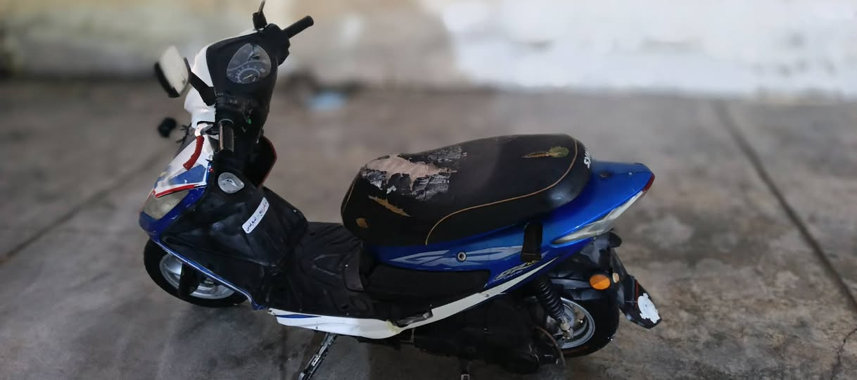 سلام عليكم ورحمة دراجه سيام للبيع محرك ناعم صلنصه fmسعر خاص ***********
