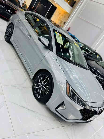 السلام على من رد السلام 👋🏻
النترا سبورت تيربو turbo ✈️
موديل 2020 
رقم وهزه جديد
ماشية 60 الف ميل 
حادثها جاملغ وشوية بنيد 
بدون دواخل 
السياره خير من الله
لايتات زينون هيتر كشنات  تحديد مسار رادار بصمة
سلايد 
محرك 1600✈️turbo  
مكان السيارة بغداد 
السعر 147 
للتواصل معي 
***********☎️
***********☎️
#النترا
#turbo
