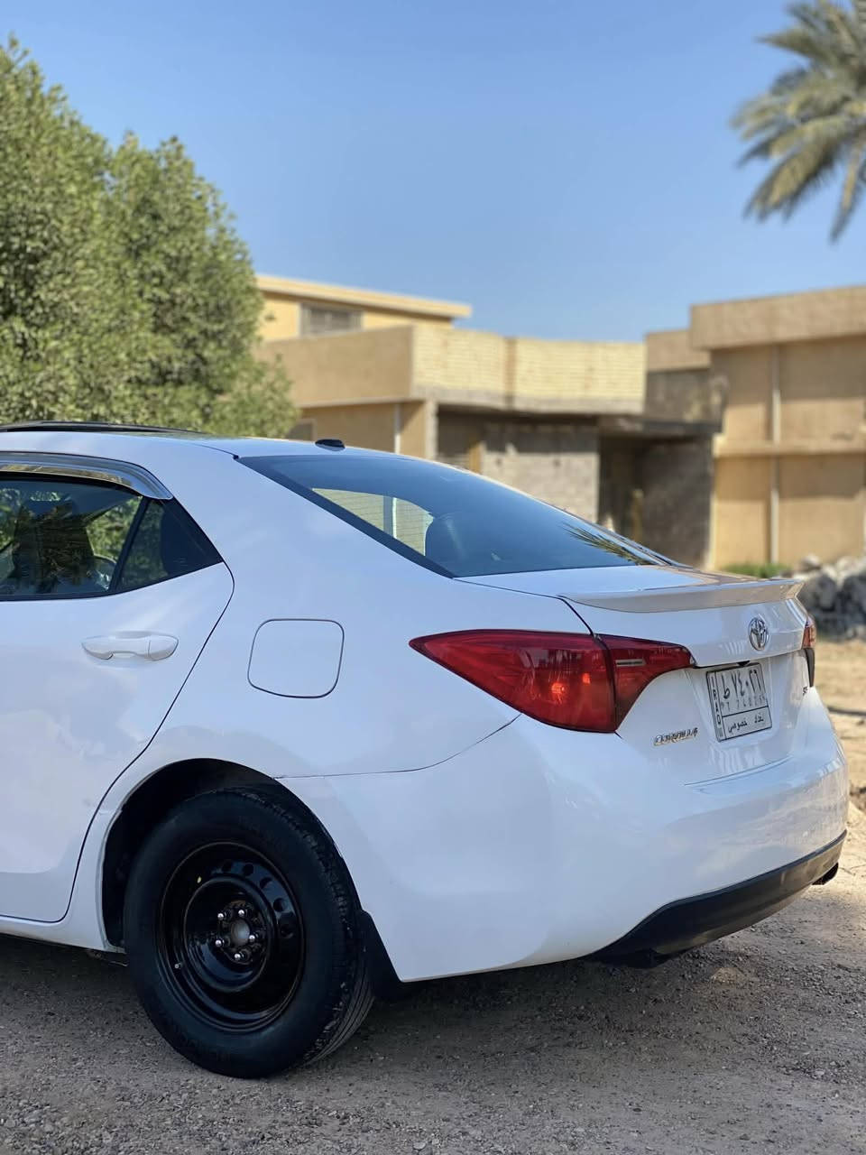 السلام عليكم كورلا موديل ٢٠١٨ جاهزه مابيهه  نقص فول مواصفات بصمه فتحه كشنات جلد رقم بغداد تحويل ثاني يوم صور الحادث بالمنشور صار بيه حادث بالعراق صبغ جاملغات خلفيه وتبديل جنطه 
السعر ١١٥ ورقه 
***********
