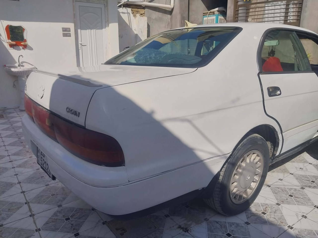 سلام عليكم بطه متصل لبيع موديل 1993 رقم جديد انكليزي بسمي تحويل ثاني يوم هزه جديده السياره كامله لتواصل *********** السعر 53 او بيهه مجال
