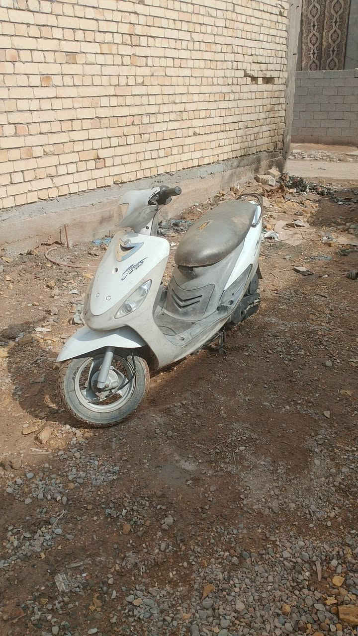 السلام عليكم شباب دراجه البيع كامله مابيه شي نقص دراجه خير من الله بكان بغداد جسر  اديالى الكرغوليه ***********خابر وتدلل
