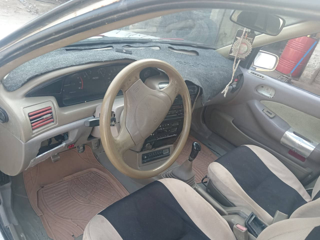 كيا سيفيا موديل 93رقم ديالى محرك مفتوح كير عادي مصبوغه حزام جماليه مكفوله گص وكلبه  محرك كير حداديه  سياره نضيفه مال جناي ب30 وبيها مجال مكان السياره ديالى دلي عباس***********
