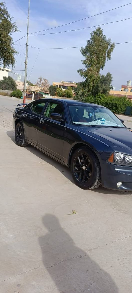 السلام عليكم السياره جارجر 2007اكلين محرك 3500 تحويل ثاني يوم متواجده بكركوك السعر95مامشتغله ع خط هذ رقم صاحب السياره ***********
