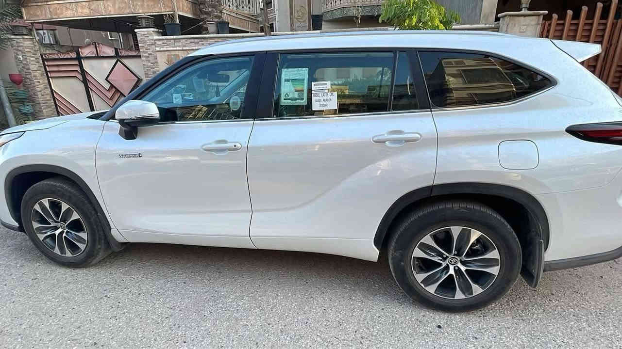 سعودي  ( عبد اللطيف جميل ) km.0 ✅

فول مواصفات  GLE

🚘 المحرك 2500 هايبرد

🚘  7 راكب

🚘 فتحه سقف سلايت

🚘 صندوق كهرباء 

🚘 كيجات ديجيتل رقمية

🚘 شاشة كبيرة + كاميرا خلفيه 

🚘 بردات ابواب خلفيه + بردة خلفيه

🚘 كرسي السائق كهرباء

🚘 هند بريك كهربائي 

🚘 حساس خلفي + امامي

🚘 مري قابل للطي كهرباء

🚘 3 انظمه قيادة 

🚘 لايت فول زينون بك لايت LED

🚘 ويل كب قياس 18 أنش 🛞

🚘 تحكم تبريد خلفي منفصل

🚘 منافذ USB + TPC

🚘  باقي مواصفات الهايلاندر معروفه  

 

ماشيه 5000 @إشارة

 

‼️ لمعرفة السعر ***********

للاستفسار يرجى الاتصال على الارقام الاتية 📱:

 

52 مليون عراقي

363$
