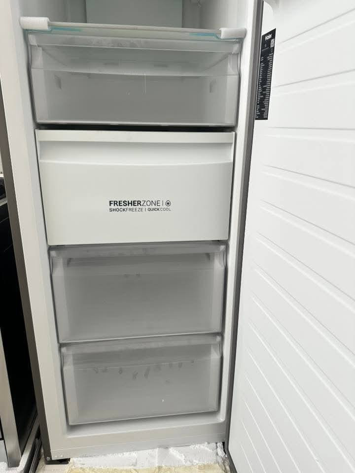 ثلاجه كبيره ومجمده بنفس الوقت صناعه تركيا اصليه استعمال سبوع  للبيع بسعر 250الف فقط لتواصل الاتصال
***********

