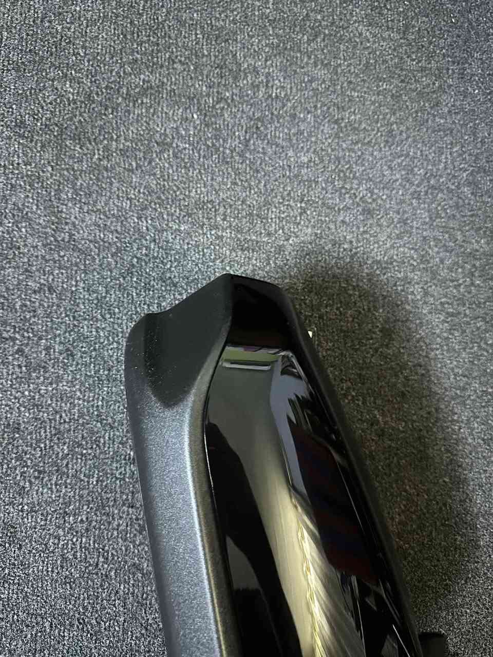 السلام عليكم 

من رخصه الادمن المحترم // 

مرايه يمنه عكس السايق اصليه تفصيخ ( رادار + هيتر ) فقط نظافه لووك وشرط الفحص ترهم ايكونكس وتيران 2018 لل 2024 , بغداد واتس اب ***********
