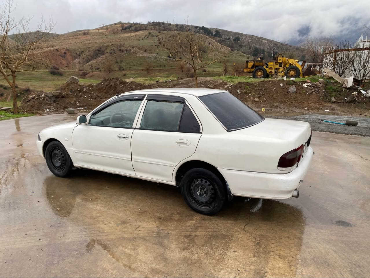 مؤديل 2002 گيرو مةكينه بةشةرتى فيتةر سةناويو پاكةنه خرامةو ئةواليةت بةشةرت سبوخ سةقفو حيزام بةشةرت موسو براوه بةشةرت كارةبةى هةموى مةزبوته ۲٥٠مةسراف نيه گؤرينةواش دةكةم شوين شةقلاوه Colombo, Sri Lanka


**إذا كنت صاحب هذا الإعلان وتريد حذفه لأي سبب، رجاءا أرسل رسالة إلى الدعم الفني**