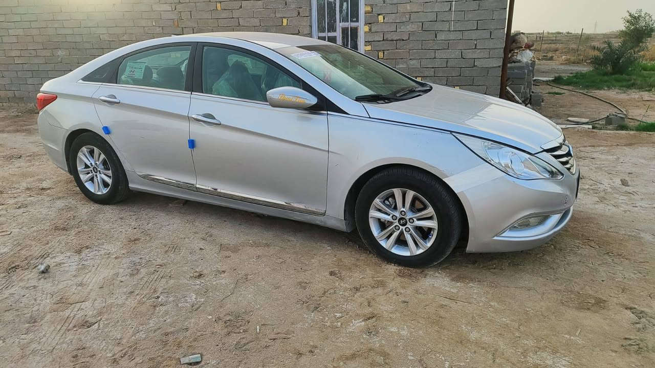 يا الله للبيع سوناتا موديل 13 وارد امريكا جاملغ وبنيد اصلي بدون صبغ رقم ذي قار مشروع وطني بسمي جاهز محرك كير شرط حداد تبريد تخم تاير كله جديده مكان ناصريه السعر 102 بيه مجال شراي اتصل ماكو خاص
***********
