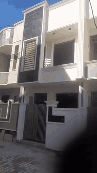 📏 المساحة: 53 متر لكل مشتمل – عقد زراعي

📍 الموقع: حي العدل – خلف محطة وقود لؤلؤة العدل

🔹 المشتملات جاهزة للسكن

🔹 منطقة هادئة وخدمية

🔹 قريبة من الشوارع الرئيسية ومحطة لؤلؤة العدل

🔹 مناسبة للاستثمار أو السكن

💰 السعر: 155 مليون للمشتمل الواحد

📞 للاستفسار /الواتساب *********** 

✨
