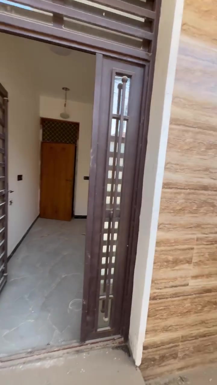 السلام عليكم للبيع مشتمل مساحة 50 متر 5*10
عنوانه حي الجهاد /الاساتذة شارع 15 مقابيل اسواق نترو
يحتوي على صالة وحولي مطبخ وغرفتين نوم والتفاصيل بالفديو
بناء جديد صب مركزي صحيات دفن وكهربائيات فول شغل متعوب عليه..سند بأسمي تحويل مباشر
السعر 160 مليون قابل للتفاوض..

للاستفسار..
***********
