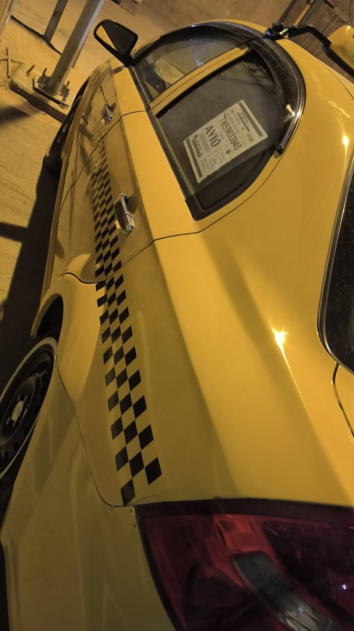 سلام عليكم افيو 9 محرك مفتوح خليجي قبل شهر شادلها محرك رقم نجف بسمي نكليزي بيها خاملغ اثر اخياس وبنيد بي صبغ مكاني نجف 52 وبيها مجال رقم ***********
