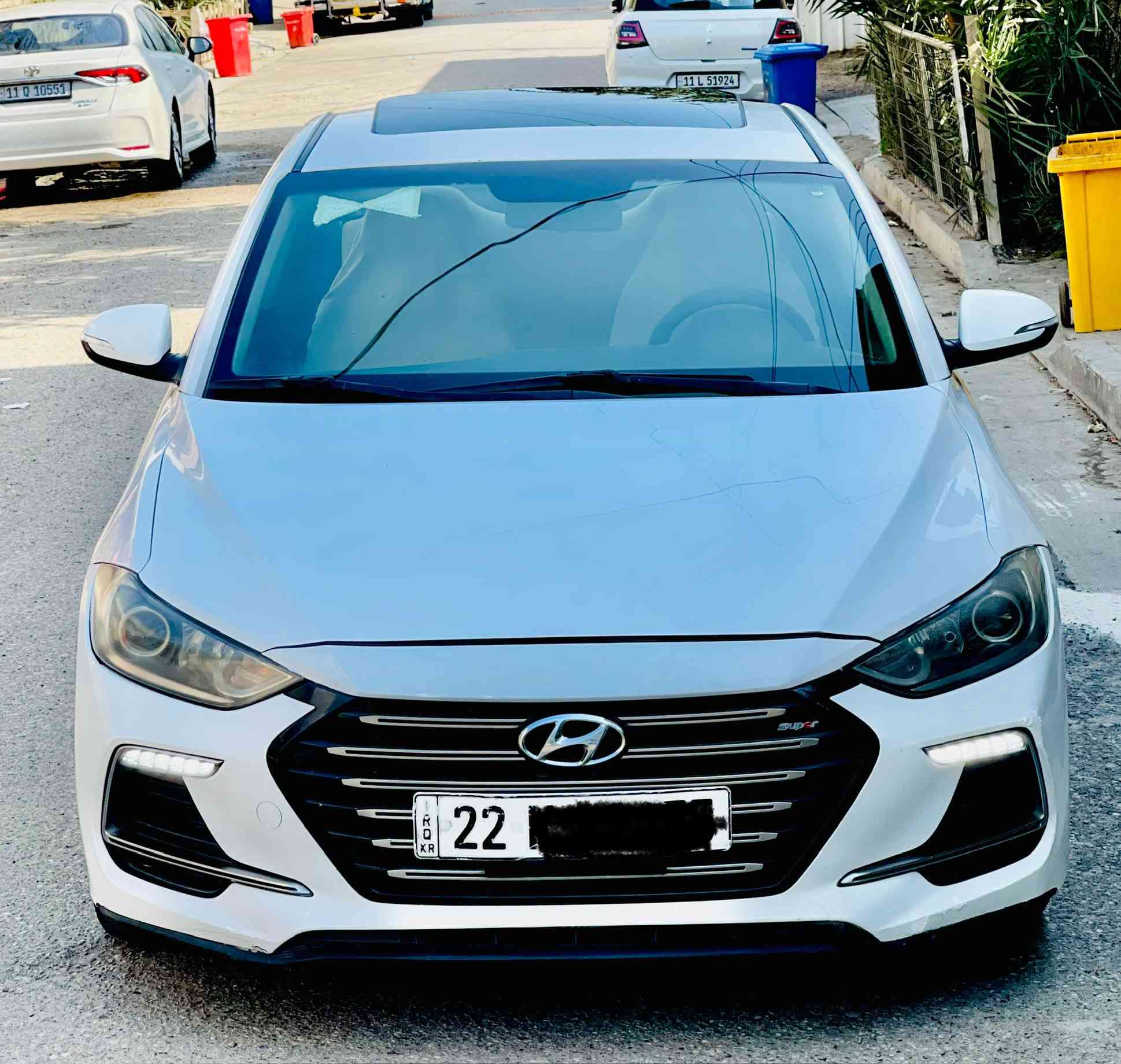 السلام عليكم 
النترا موديل ٢٠١٨ سوبر خليجي 
فول مواصفات عدا البصمة
بدون صبغ فقط جاملغ خلفي اثر طخة بسيطة
كير مكينه خير من الله مكفولات من الفتح
ماشية ١١٩ كم
مكينة ٢٠٠٠ دوش
بصمة
فتحة سقف
ثلاث وضعيات قيادة
تحكم ستيرن
لد نهاري
شاشة
كامرة
تخم تاير باتري جديد
تبريد
سيارة حلوة وخير من الله
مابيه اي نقص
السعر ١٤٤ $ وبيهة شي بسيط
بغداد السيدية
***********
