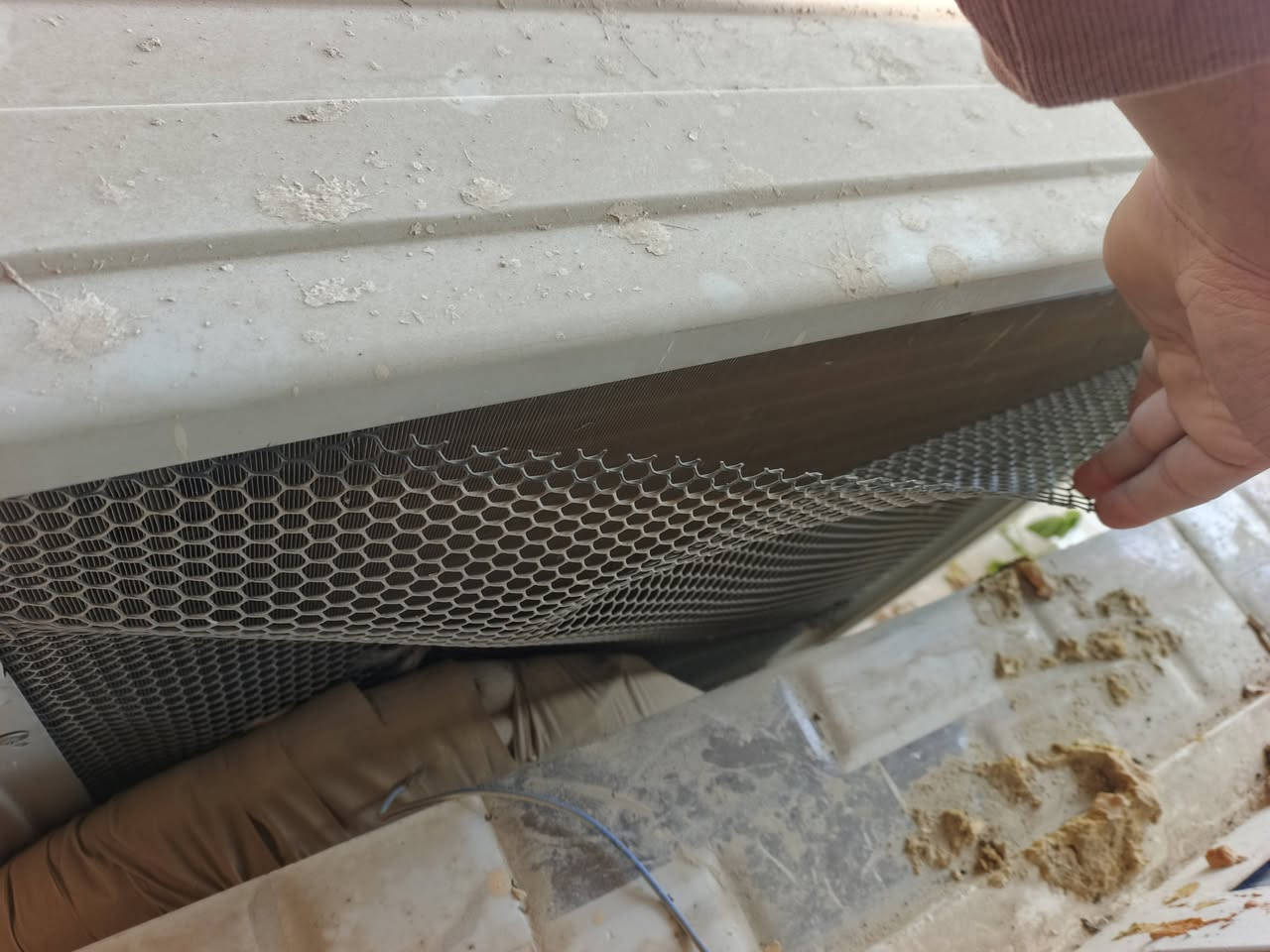 السلام عليكم سبلت كنتوري ريان 3طن مستعمل نضيف بس بارد ٤٧٥ بي مجال كلش بسيط بغداد بياع *********** مال بيت عله فحص تاخذه وتساب متوفر بس بارد سبلت
