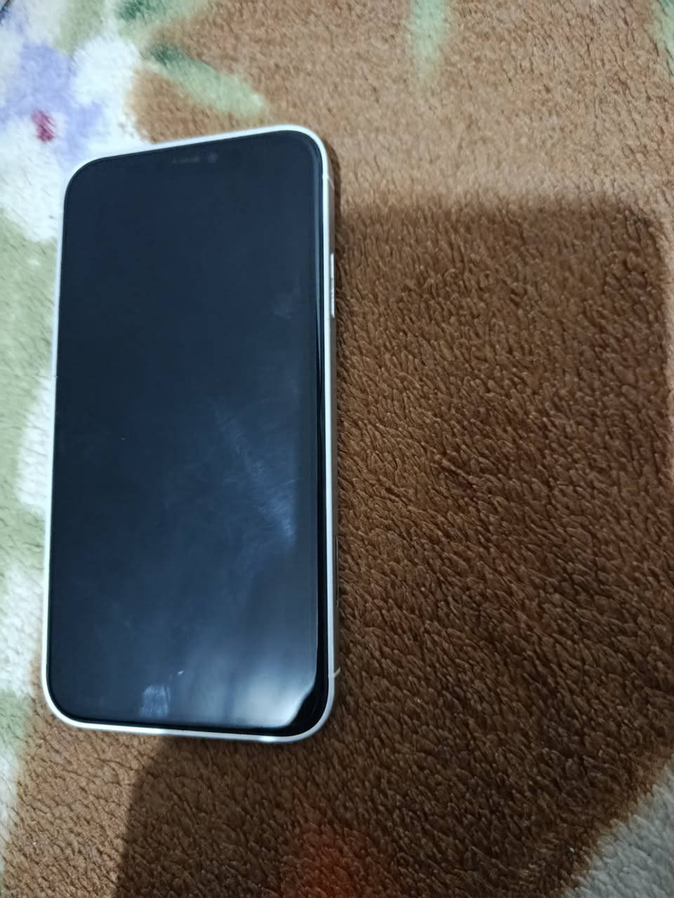 سلام عليكم ايفون ١١ محور ايفون ١٧ برو مبدل شاصي فقط والباقي كفاله شرط الفحص بطاريه ٩١ مكاني بصره الرقم *********** متواجد واتس فقط رايده ب٢٥٠ وبي مجال بسيط حك الجيه
