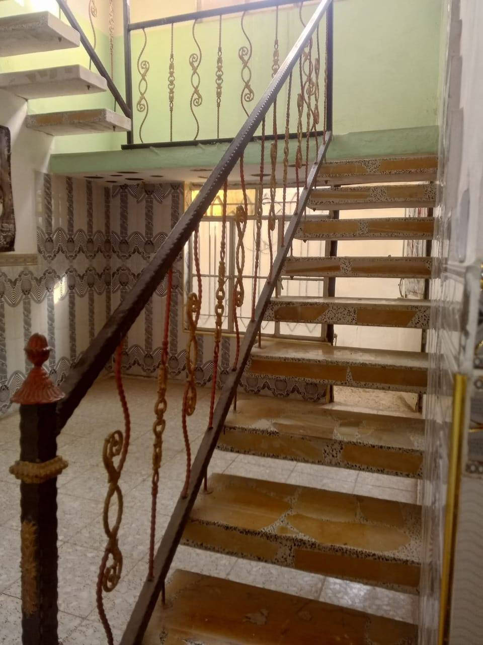 بسم الله وعلى بركة الله ،،
يعلن مكتب دلالية الزراعي في حي ميسان زراعي ،،

باادارة الحاج ابو عبدالله الكرعاوي ،،

بيت للايجار مساحته 120متر طابقين 

غرفه نوم وصالة كبيرة وصالة صغيرة ومطبخ وحمام وساحة بيت ،،،في حي ميسان نهايه الكيات شارع الزوار القديم خلف سكله الكرعاوي 

والطابق الثاني غرفه نوم وصالة ،،

ايجاره 225 الف مقدمه شهرين ،

للاستفسار الاتصال بالرقم ***********،،

مامتواجد على الفيس اتصل عليه لو تعال للمكتب ،،
