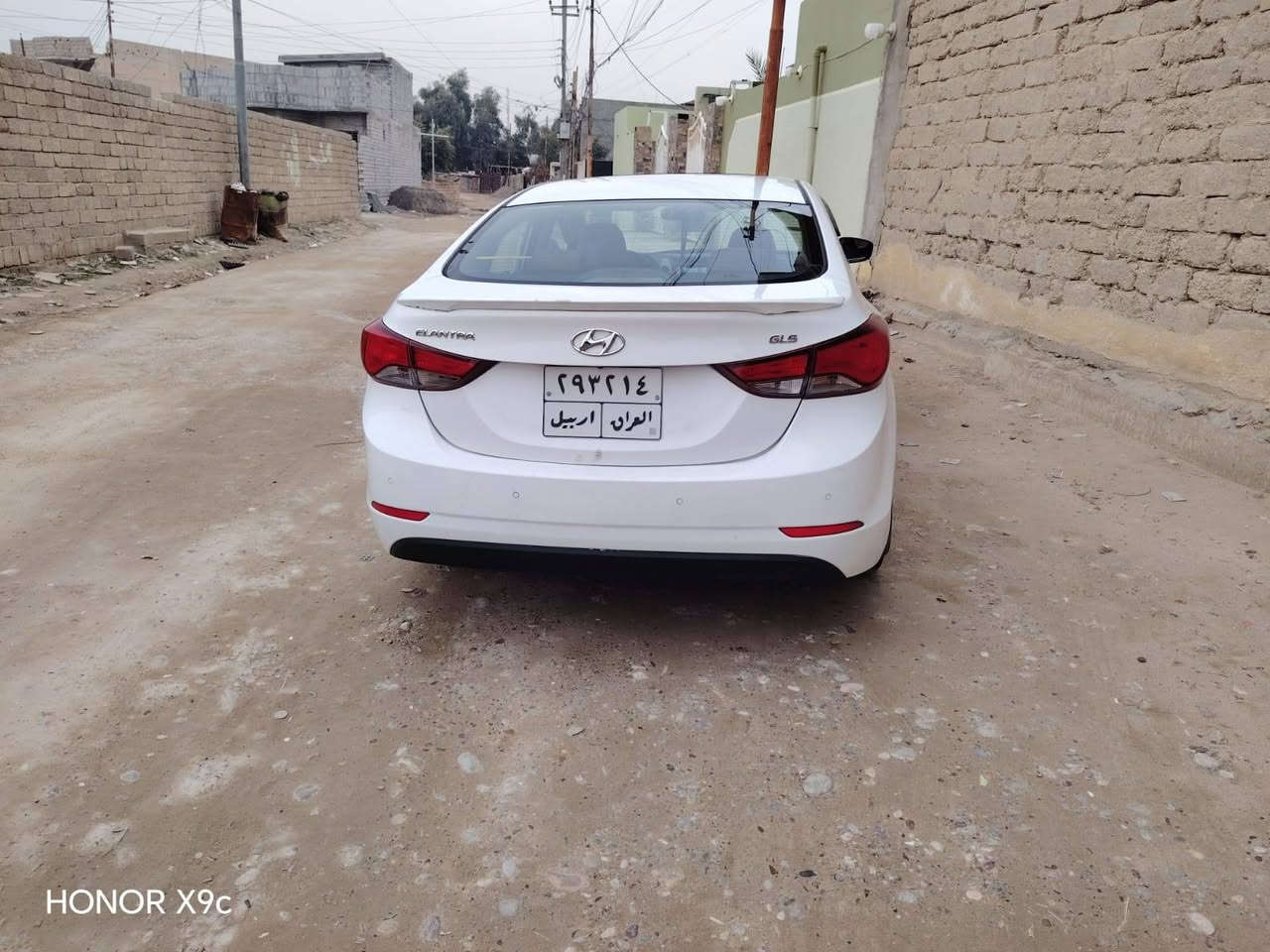 السلام عليكم ورحمة الله 
النترا موديل 2014 ✅️
 خليجي فول مواصفات داخل احمر ✅️
مكفوله من الصبغ ✅️
محرك ١٨ السياره مكفوله كفاله عامه محرك وكير شرط مامفتوحات
رقم أربيل سنويه الى 2026  بسم جيراني شرط التحويل
 وين مايعجبك ندخلها سونار 💯 
السعر : 135 وبيها مجال 
المكان : صلاح الدين / بيجي 
رقم صاحبها : *********** 
#ملاحظة : اني مكلف بالنشر رقم صاحبها موجود
