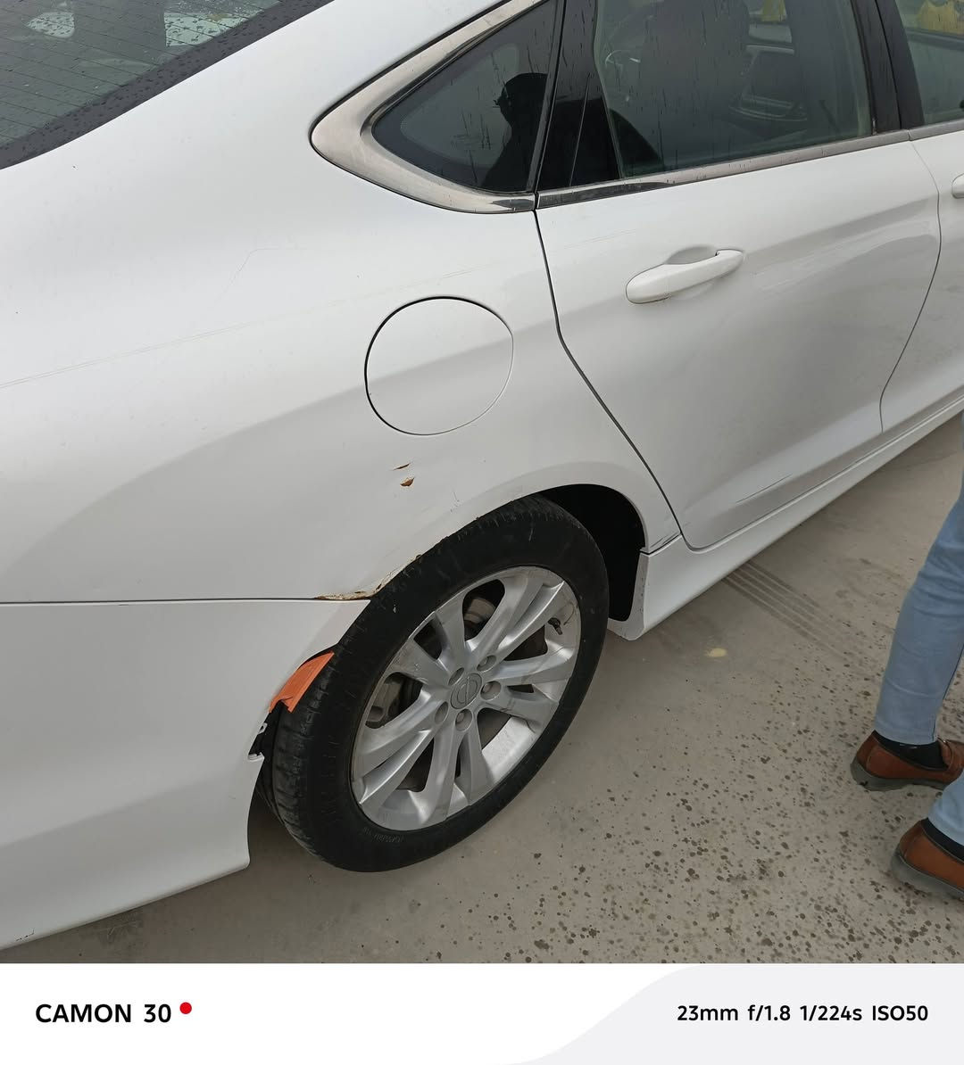 السلام عليكم كلايسر C200 موديل 2015 رقم واسط باسمي سنويه لغاية 2025 السيارة في بابل مركز المدينه ضرره موضح بالسونار محرك 2400 شاشه كبيره كشافات ضباب حداديه وسط محرك مفتوح مبدل بيه اويل بم وضاغطة الزنجبيل يعني مامجفت بدون تبخير زبون تنقيص كير تبريد تدفئه شغالات نقصه درايم شفت ايسر بيه طكه سعر 85 قفل بيع فقط الاتصال *********** أو ***********
