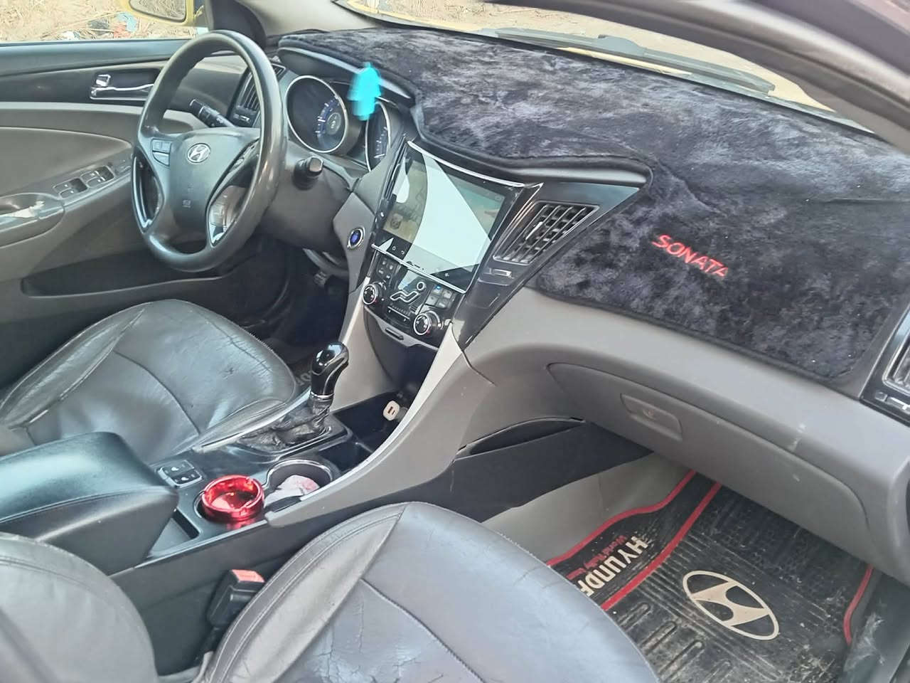 سلام عليكم سوناته موديل ١١امريكيه بيه باب صدر ولباب الواره فقط  فول مواصفات وجديده مكينه كير حداديه تبريد تخم تاير مكفول خطه حله بغداد مصفره هيئه ومرور بسمي تحويل ثاني يوم بيع او مراوس بخصوصي مكاني بابل قريب العلويه شريفه بنت الحسن ع السعر ١٠٥ وبيه مجال *********** واتساب
