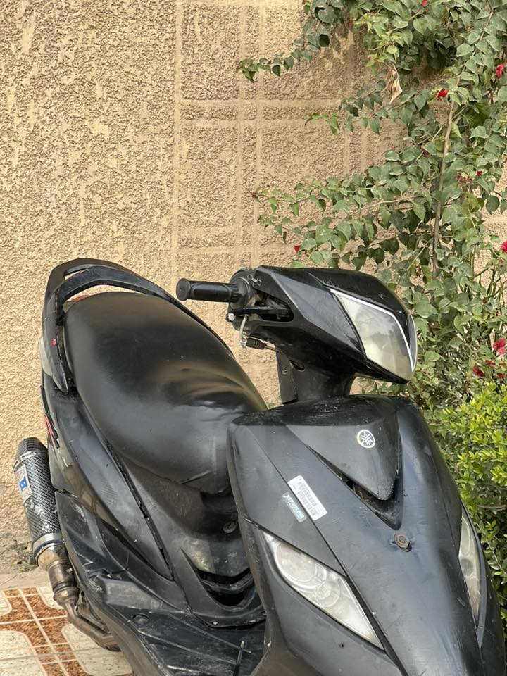 سلام عليكم
ماكس ثعلب
مكينة نضيفة
كهربائيات كلها شغالة
بريكات امامي خلفي
لايت اشارة كلة شغال
صدر امامي خلفي 
دراجة اي نقص مابيها 
صالصنة رياضي
السعر 550
تواصل***********
مكاني الكاظمي الطي
