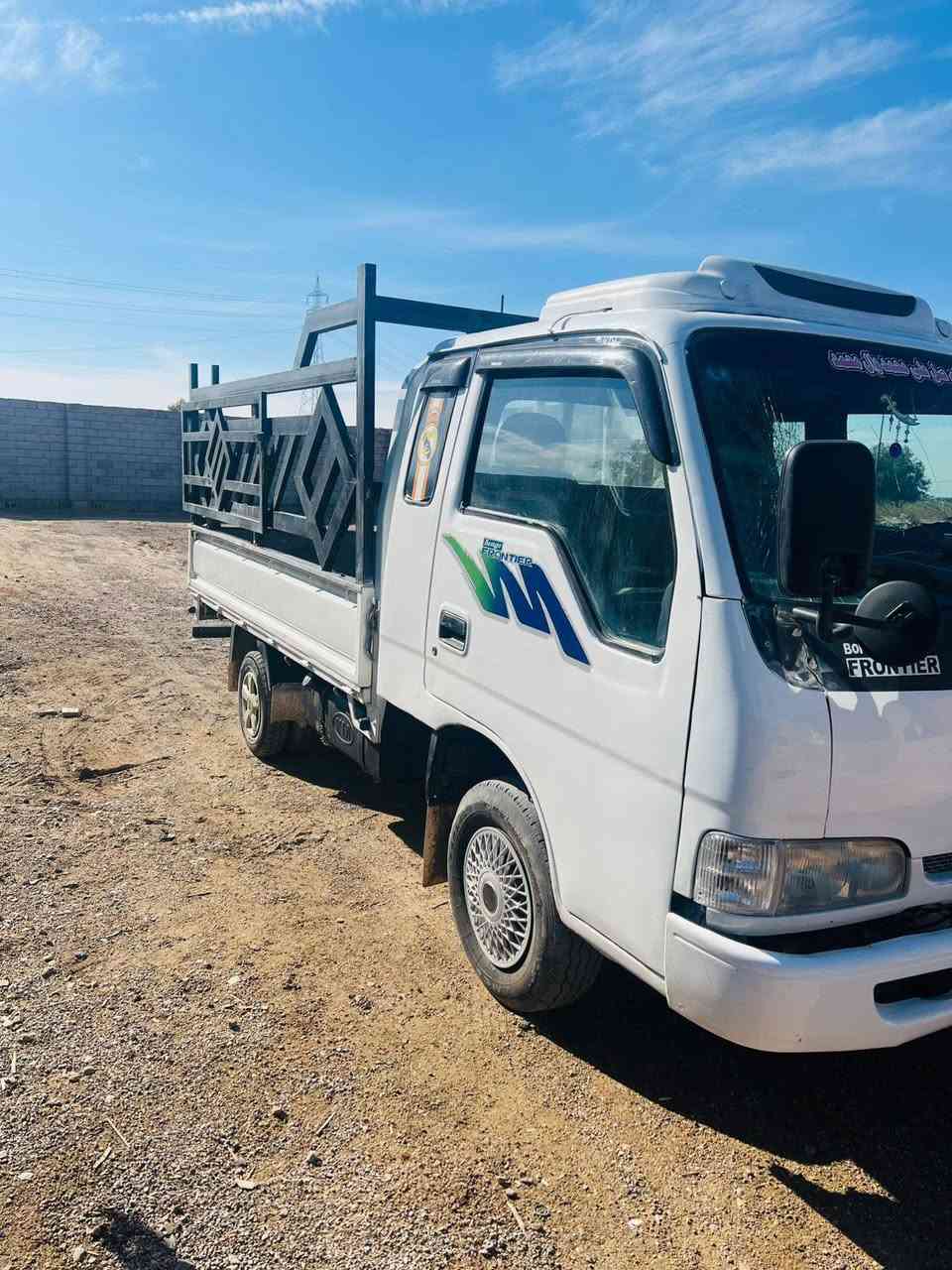 كيا فونتيرا ٩٨ قلاب محرك وكير واكسل مكفول 
قبل شهرين مجفت ٣٠٠٠ بأسمي ابيع فقط عقد مروري ٦٥ وبيها مجال مكان المعامل بغداد ***********
