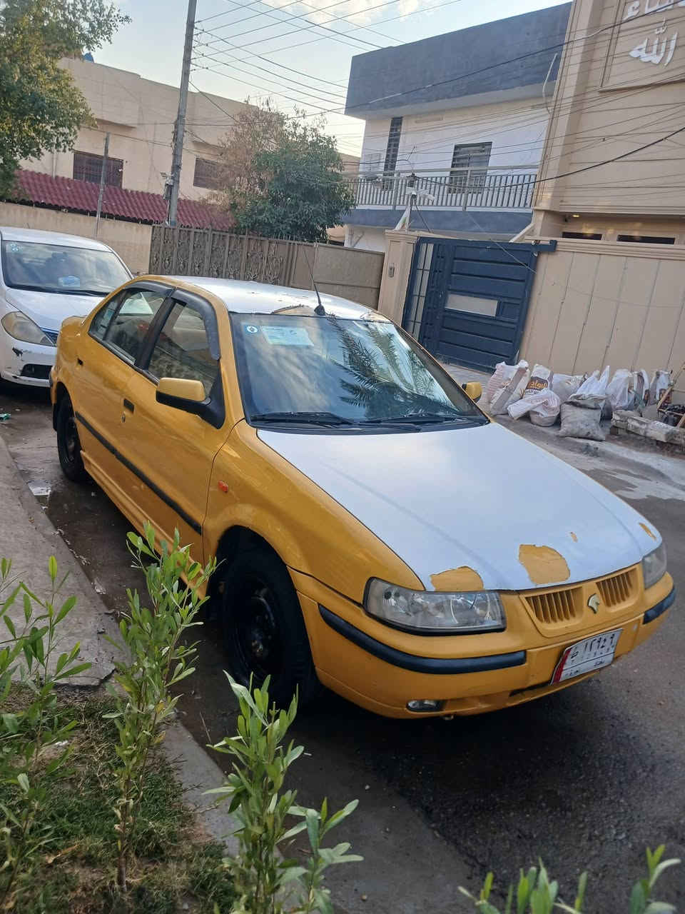 السلام عليكم  سمند  2010  مكفوله كشر  ، كازكيت بيه ، بسمي السياره ، شرط التحويل ، سعر  ٢٨  بيه مجال بسيط ، عنوان الغزاليه  ***********
