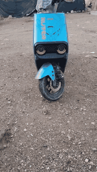 السلام عليكم اخوان ما طور شحن سرعا 100 حقيقي (نوع) سكنس لايت عالي ناصي زينون ما صالي شي من اخذتو من الشحن اشاير كلو شغال ور بي نشر بل مصطر السعر مليون 200 وبي مجال مكان موصل ايمن القديمه رقم الهاتف *********** شاحنا معا دبل بصما
