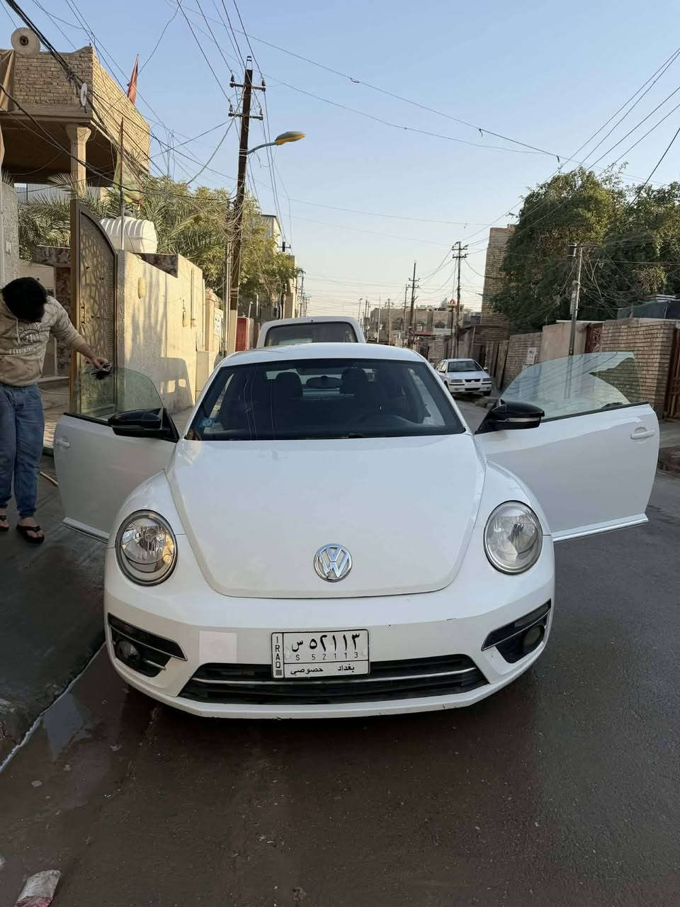 السلام عليكم
للبيع بيتل موديل 2019 وارد امريكي
رقم بغداد مشروع وطني 
لون ابيض 
مواصفات السياره:
محرك 2000 تيربو
شاشة + كامره قلابه
كشنات مخمل 
رادارات جانبيه
اشاير مري
كير +محرك كفاله 
صدر امامي خلفي جاهز 
حادث السياره: 
جاملغ و بنيد و باب السايق مفتوح و مشدود نفسه بس بالسونار يقره تبديل لان مفتوح ومشدود 
السونار مرفق بالمنشور 
 السعر 119 وبيه مجال 
مكان السياره بغداد 
للاستفسار *********** مكلف بلنشر تصال على رقم
