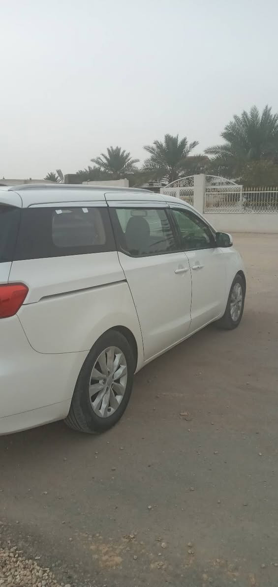 السلام عليكم
للبيع 
سيارة سيدونا 2016 حادث جنطة السيارة فول مواصفات  عدا فتحة السقف 
العنوان كربلاء 
للتواصل 
***********
