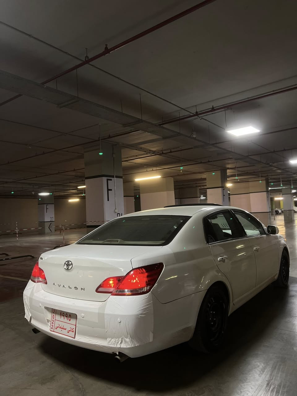 توێتا ئەڤەلۆن بۆ فرۆشتن.                                                              2006.                                                                                           بڕاوەی دوبەی بەتامی ساخ.                                                                            قەپات مواسەفات                                                                             هەمووگیانی بەشەرت.                                                                                         سەیارەکە لەنزیکۆ لەڕەسمەکان جوان ترە.                                                      شوێن سلیمانی.                                                                                ***********
