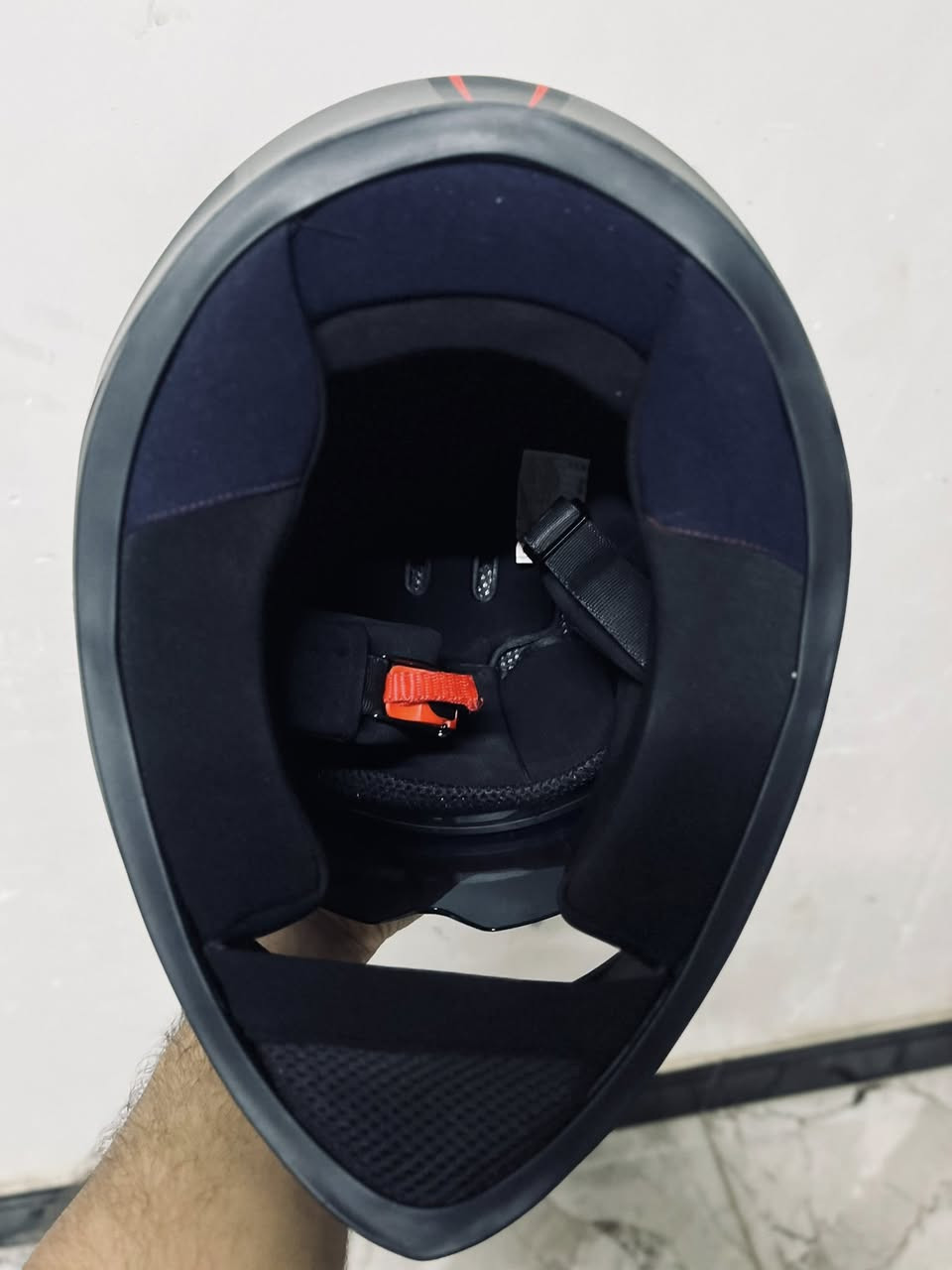 خوذه Alz
خوذه نضافته 95% نوعيه جيده وزن حلو جديده مثل ما موضح بل صور (بصره)
سعر جدا حلو ومناسب سعر خاص رقم الهاتف ***********
