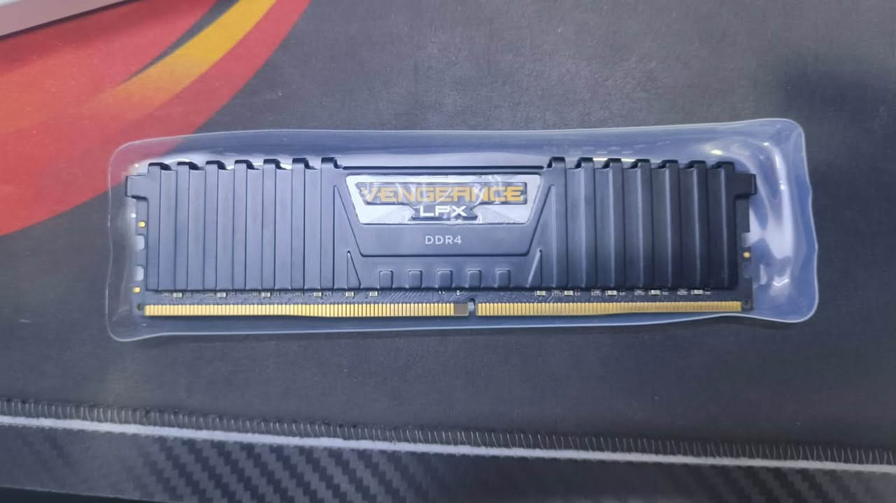 رام 32g
ddr4
ستك واحد للبيع
250الف غير مستخدم


**إذا كنت صاحب هذا الإعلان وتريد حذفه لأي سبب، رجاءا أرسل رسالة إلى الدعم الفني**