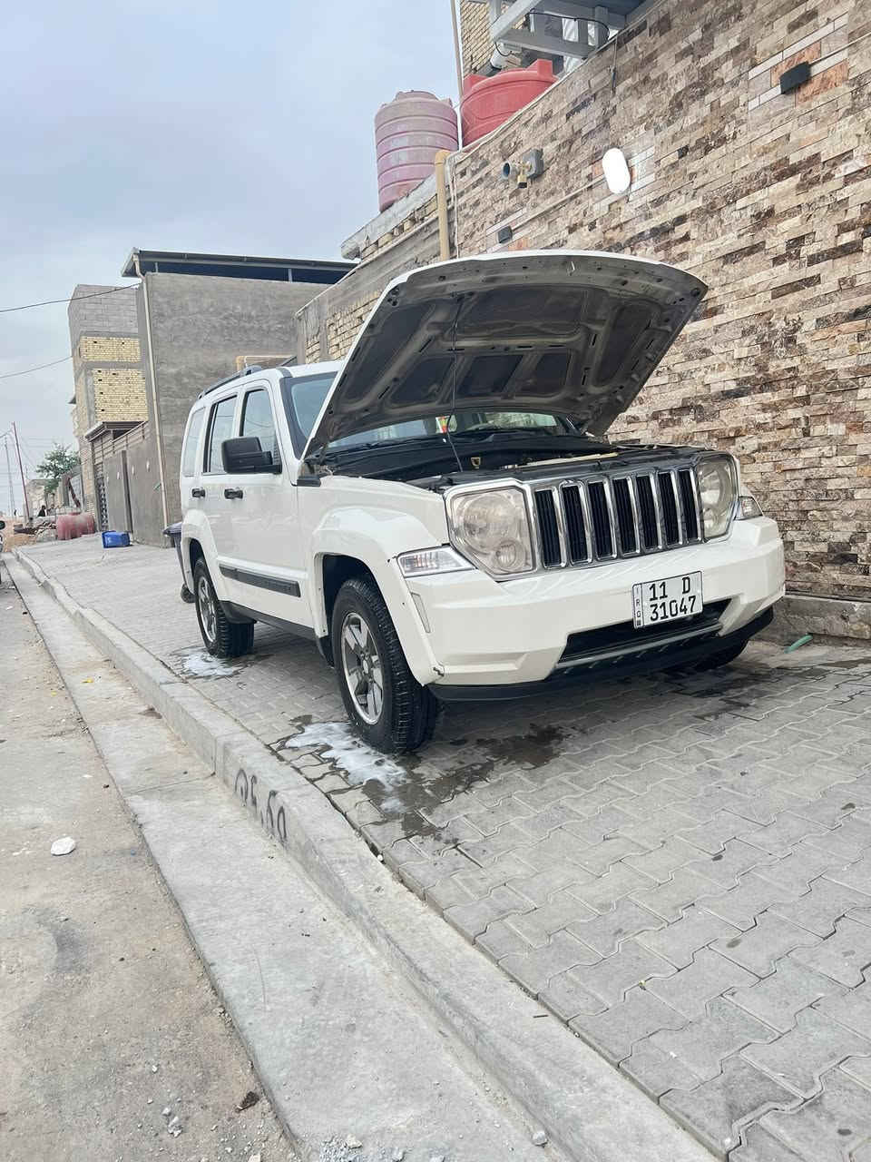 السلام عليكم من رخصة الادمن سياره جيب ليبرتي للبيع 2008 رقم بغداد الجديد سنويه وهزه جديده حادث جاملغ وبنيد موجود السونار جديد تخم تاير جديد حداده جديده سياره جاهزه الاخر حبايه شغل وطلع وين ماتريد ترايك من البصره لبغداد سعرهه ب115 وبيهه مجال للطيبين الاستفسار اكثر ***********
