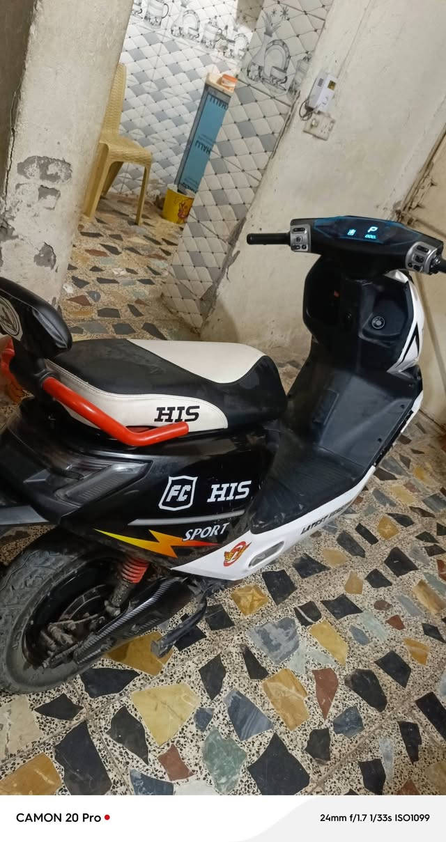 دراجة شحن البيع  دراجة مستخدمه مو هواي ستخدام قليل لبيع سعره 900الف وبيه مجال   مكاني البياع الشهداء  رقمي  ***********  رسلني واتساب وتدلل
