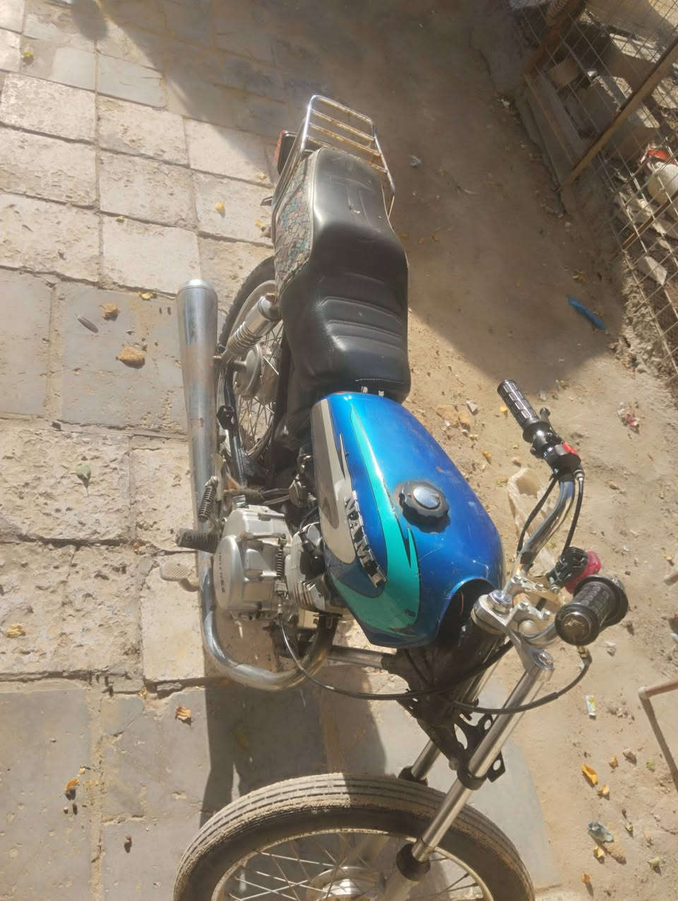 سعر400

***********
