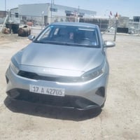 سيراتو للبيع  موديل 2024.  مرقمه شهداء انطيك وكاله عامه  ماشيه 125 km ...