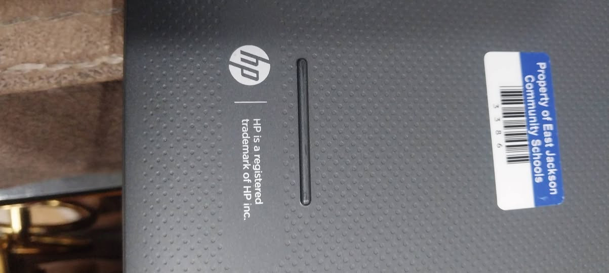 لابتوب hp للبيع نظافة ٩٠% السعر٩٠ شاشة١٥ باقي التفاصيل عالخاص او الأتصال واتساب
***********
