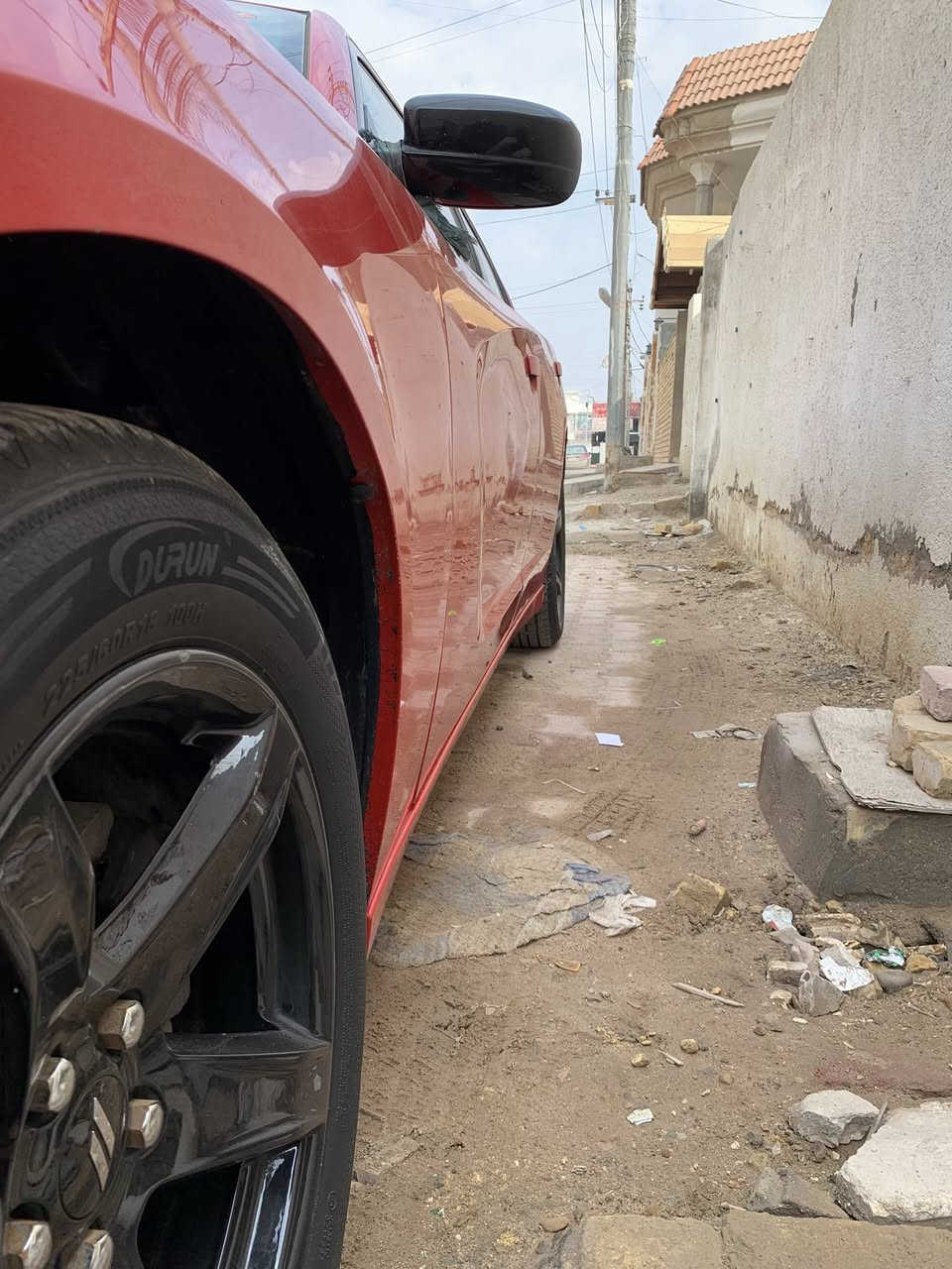 جارجر sxt 
موديل 20
ماشيه 61 باقي التفاصيل بالصور
***********
