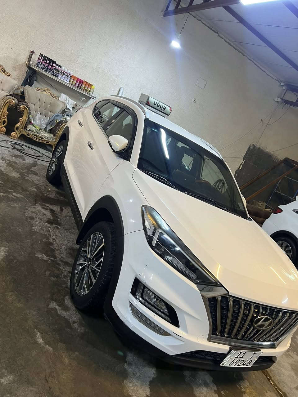 السلام عليكم
سيارة توسان 2020 خليجي 

بصمة

كشنات كهرباء كامله 

دبل ليد امامي 

ليد خلفي

خمس عدسات

شاشة لمس

نفكيشن

كاميرا دوارة 

اشاير بالمري

مري شفط

كلوبات ترحيب

الداخل كله صاج + دشبول 

4 أبواب صاج

سايد بريك بالقدم

4 أنظمة للقيادة

نظيفة بمعنى الكلمة جدا

رقم بغداد ماشيه 63الف حقيقي

سيارة مكفولة

السعر 210

العنوان كربلاء حي العباس 

***********
