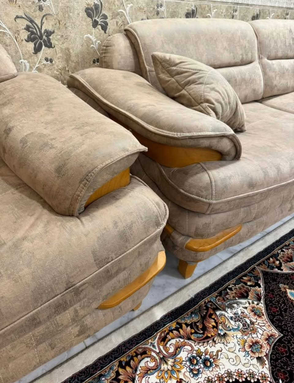 تخم قنفات تركي (نضيف جدا )   ٧ مقاعد السعر٤٥٠ الف
وبي مجال بسيط 
المكان النجف ملحق القريه الغدير


**إذا كنت صاحب هذا الإعلان وتريد حذفه لأي سبب، رجاءا أرسل رسالة إلى الدعم الفني**