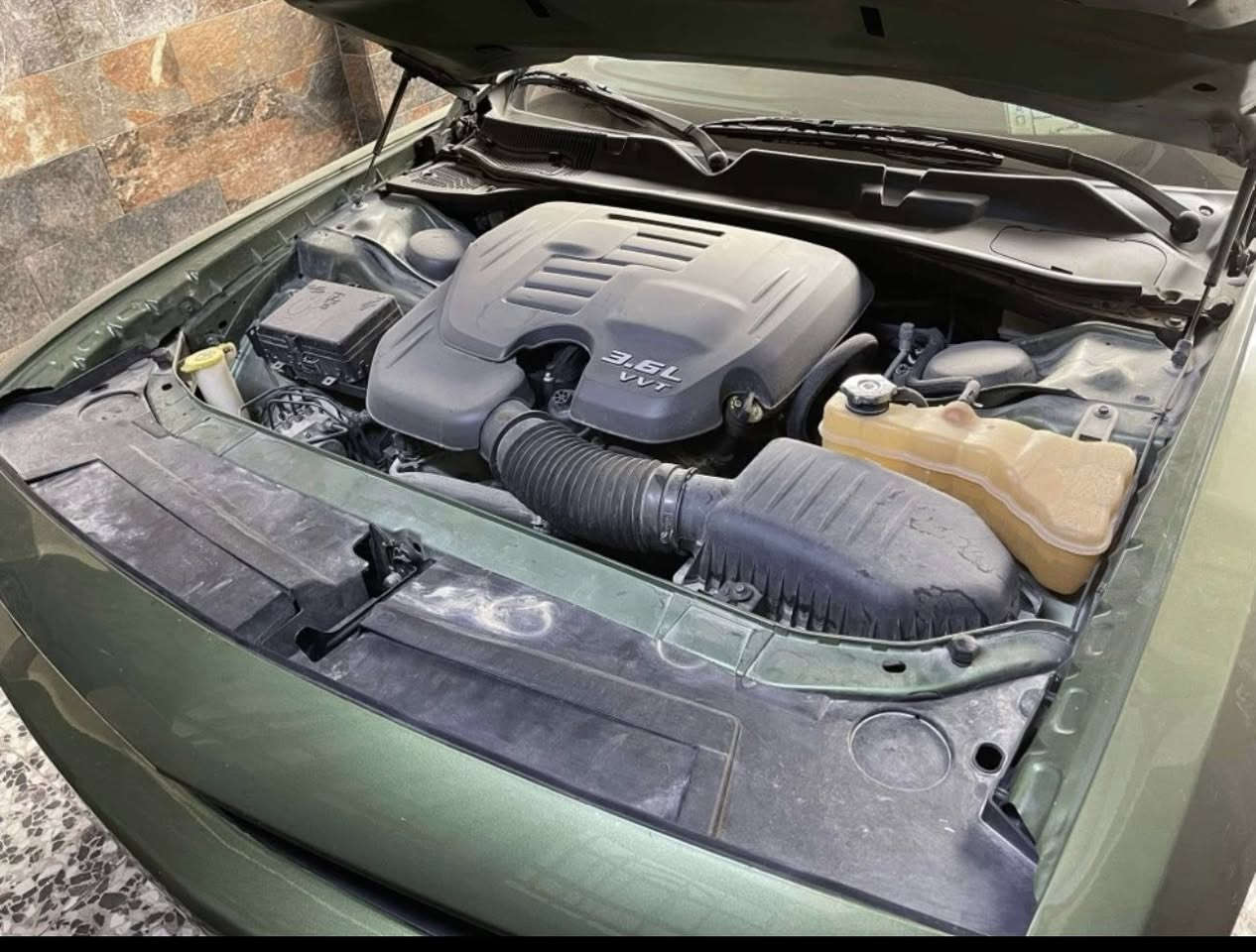 جالنجر ٢٠٢١ sxt توويل للبيع او مراوس ب k4 
رقم بغداد باسمي 
لون زيتوني 
نظيفه كلش وبدون نواقص 
تبريد ثلج 
كير ومحرك مكفول 
منظومه لايت وسوار زينون ومتغير الالوان ع ريمونت 
حادث / جاملغ سايق وبنيد ومبدل 
ماشيه ٧٠ 
عليها ادامه كامله 
مكان /بغداد 
السعر ٢٠٥ مع المجال 
للاستفسار 
***********

** بدون لغد بدون شاصي فقط البدنه مبدله جديده
