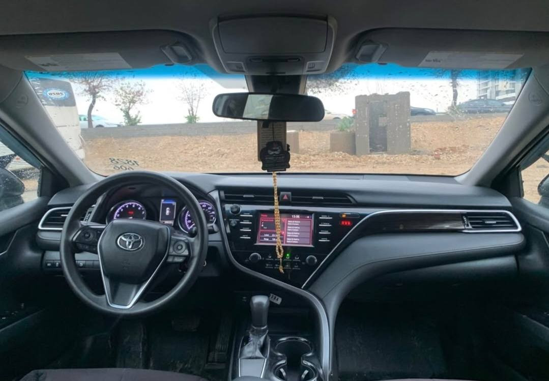 كامري ***********/ *********** سعر168$ موديل2018 فقط جاملغ خلفي طرف السايق صبغ بدون دواخل وبدون ارباك، كير ومحرك بشرط ماشيه ٧٧ سيارة موجودة بالبيت مابي اي نقوصات وسياقة حلوة مثل كلين لان حادثه خفيف.تشغيل عن بعد. شاشة وكامرة ورادار شغال، رقم وسنوية جديد مكاني كركوك. تحويل وغرامة وكص وغرق بشرط
