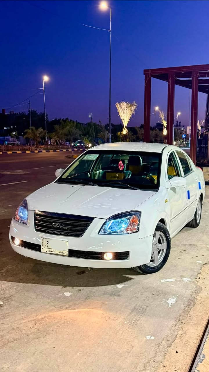 هاي سيارتي للبيع شيري A5
كلش معتني بيها وجديدة السيارة بس اريد اخذ النترة السيارة نعومة وتبريد ثلج بالظهرية ومافد يوم موكفتني بشارع مامقصر وياها بدينار واحد
مكينة حاوية شادها جديد وكير نظيف ونشط
مشط ستيرن جديد وعربانة ورة وكدام منزلهن للكاع ومبدلهن والتراي يبين كلشي
تبريد ثلج وشاشة وكامرة وسماعات شغالة وتبريد خلفي وبلاجكتور وسويج ريمونت وسويج احتياط
دوشمة جديدة وكاعية جلد اسود ودواخل جدد 
بيها تلحظيحات بالكشر مكانات بسيطة
رقم بغداد سنوية ماساقطة
٤٨ والله بهالنظافة تتحصل اكثر من هيج سعر
*********** بي واتساب
